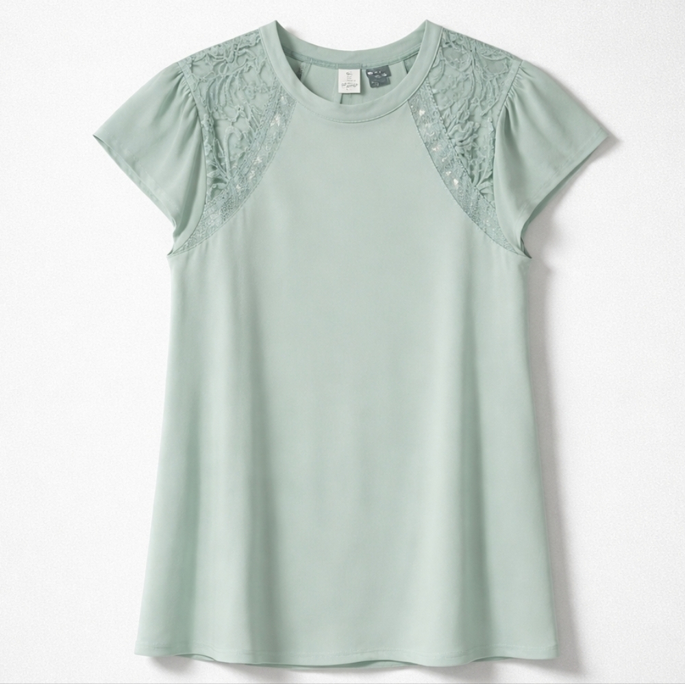 175 Torrid 00 M/L Medium Large Mint Lace Accent Blouse